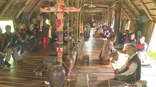 Nghi lễ lên nhà mới của người Êđê