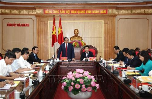 Trưởng ban Tổ chức Trung ương Phạm Minh Chính làm việc với Ban Thường vụ Tỉnh ủy Hà Giang