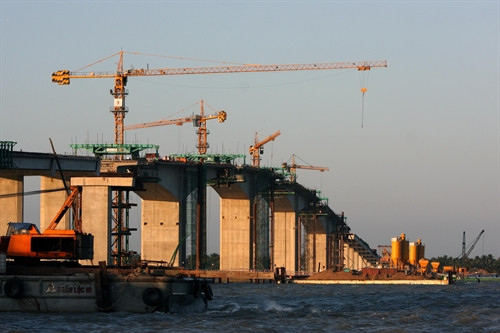 Tiếp tục thực hiện Chương trình xây dựng cụm, tuyến dân cư và nhà ở vùng ngập lũ đồng bằng sông Cửu Long