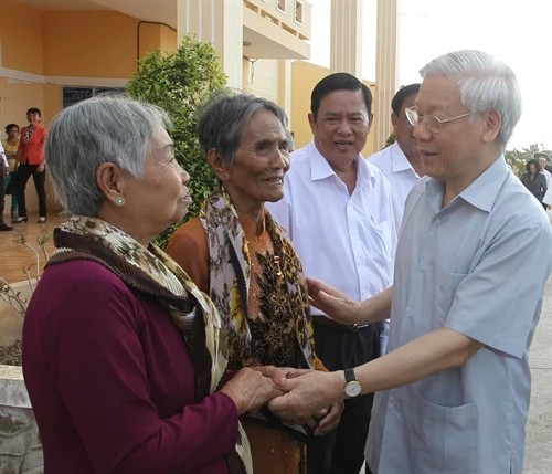 Tổng Bí thư Nguyễn Phú Trọng thăm và làm việc tại tỉnh Trà Vinh, Sóc Trăng