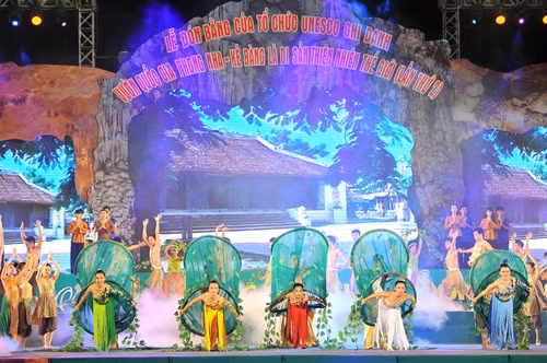 Lễ đón nhận Bằng UNESCO ghi danh Vườn quốc gia Phong Nha – Kẻ Bàng là Di sản thiên nhiên thế giới lần 2