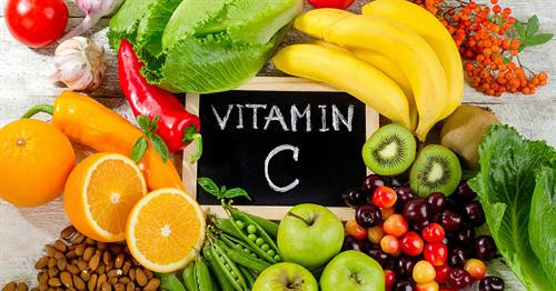 Bổ sung vitamin C giúp giảm tác hại của khói thuốc với trẻ sơ sinh