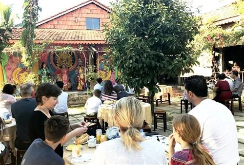Quảng bá hình ảnh Vĩnh Long đến với du khách quốc tế