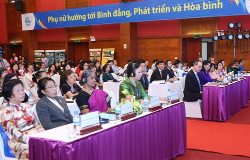 Diễn đàn quốc tế “Phụ nữ - Hòa Bình - Phát triển”