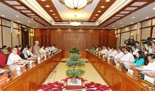 Tổng Bí thư Nguyễn Phú Trọng: Xây dựng Cần Thơ sớm trở thành trung tâm, động lực phát triển của vùng ĐBSCL