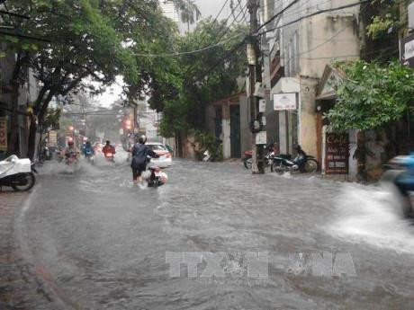 Chống ngập cho Hà Nội trong cơn bão số 10