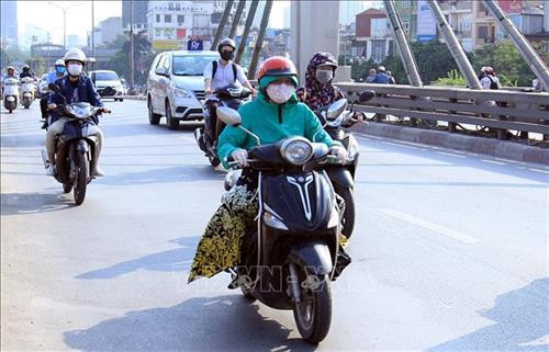 Cần bảo vệ cơ thể khỏi tia cực tím khi nắng gắt