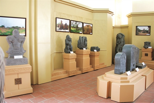 Nơi lưu giữ văn hóa dân tộc Chăm