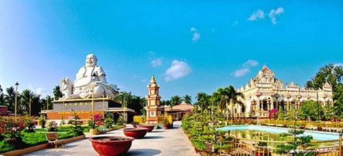 Chùa Vĩnh Tràng- điểm đến nổi tiếng đất Tiền Giang