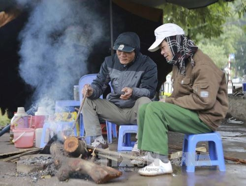 Người lao động Hà Nội trong đợt giá rét kỷ lục của mùa đông