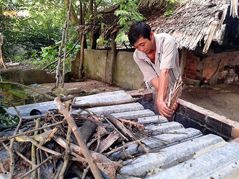 Hiệu quả từ lò đốt rác thải ở nông thôn