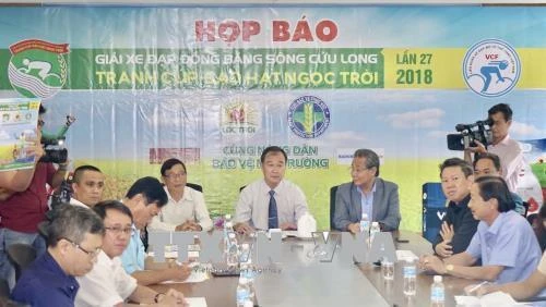 Hơn 100 tay đua tranh tài tại Giải xe đạp Đồng bằng sông Cửu Long tranh Cúp Gạo Hạt Ngọc Trời
