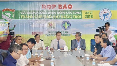 Hơn 100 tay đua tranh tài tại Giải xe đạp Đồng bằng sông Cửu Long tranh Cúp Gạo Hạt Ngọc Trời