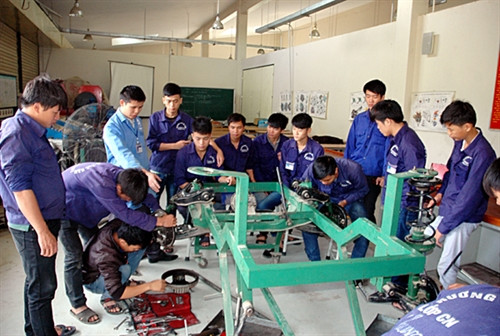 Đi học nghề được hỗ trợ ăn trưa