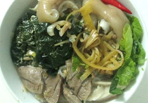 Du khách mê mẩn đặc sản bún bung của Thái Bình