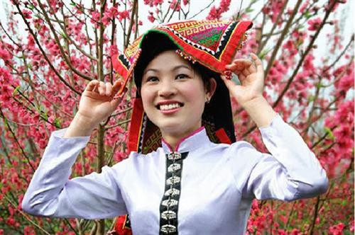 Những điều chưa biết về "Chiếc khăn Piêu" của người người Thái