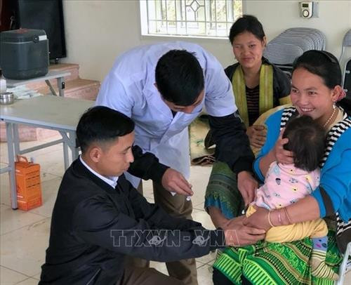 Chủ động phòng, chống bệnh sởi ở vùng cao Sơn La