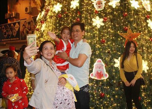 Giáng sinh 2018: Ngày hội của người dân phố núi Buôn Ma Thuột