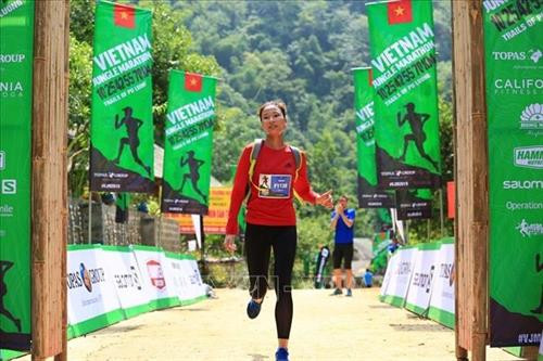 Gần 1.000 vận động viên trong và ngoài nước tranh tài tại Giải Marathon băng rừng Việt Nam - Pù Luông 2019