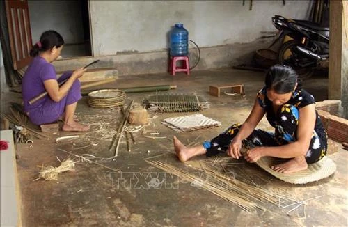 Nghề đan lát truyền thống Lan Đình