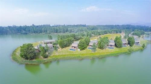 Về hồ Đại Lải ngắm cảnh đẹp trong tiết trời Thu