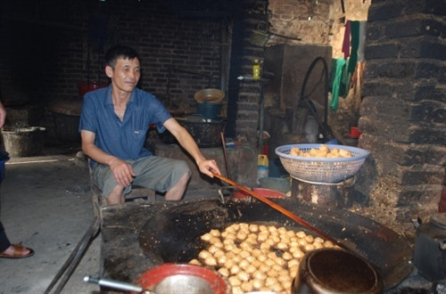 Hấp dẫn đậu phụ chao Thông Huề (Cao Bằng)