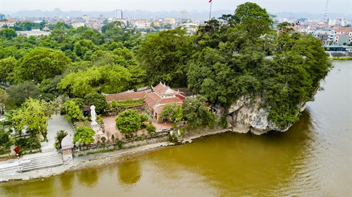 Chiêm ngưỡng Non Nước - "núi thơ" độc đáo nhất Việt Nam