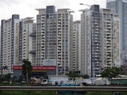 Sôi động thị trường bất động sản cao cấp