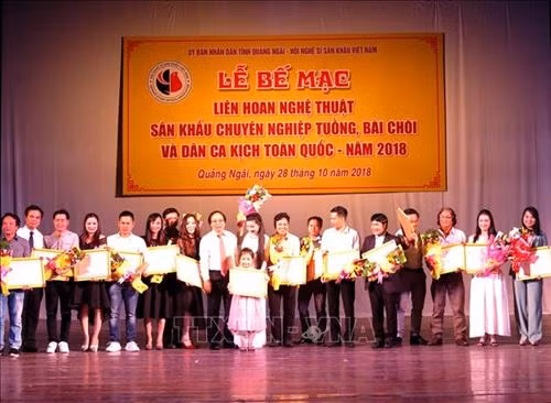 Trao giải Liên hoan nghệ thuật sân khấu chuyên nghiệp tuồng, bài chòi và dân ca kịch toàn quốc năm 2018