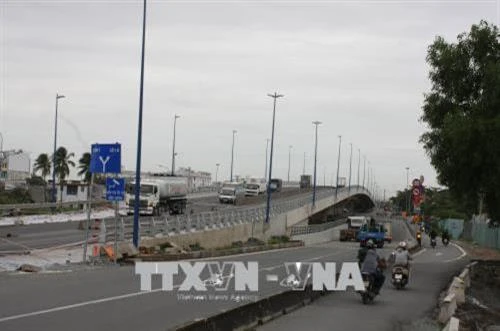 Đầu tư hạ tầng giao thông Thành phố Hồ Chí Minh (Bài 2)
