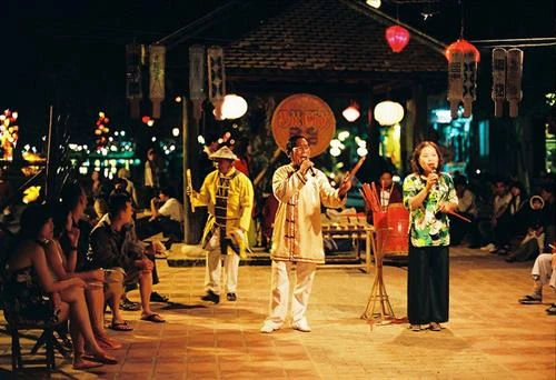 Chơi bài chòi - Di sản Văn hóa phi vật thể cần được bảo tồn ở Quảng Trị