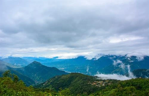 Khám phá Di tích lịch sử Pú Vạp, Điện Biên