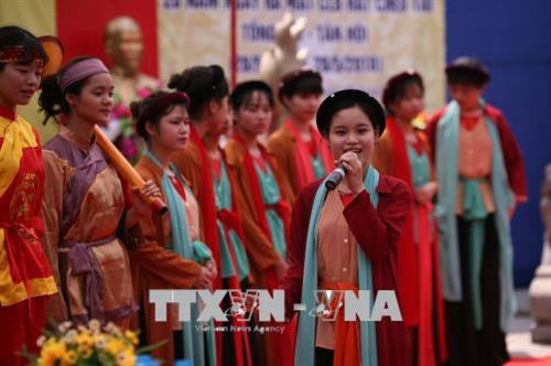Về Tân Hội nghe hát chèo tàu