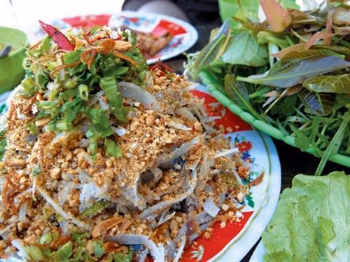 Gỏi cá chép Nội Hoàng - đặc sản quê ở Bắc Giang