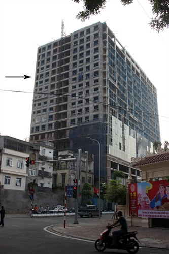 Nhiều sai phạm tại công trình xây dựng ở số 8B phố Lê Trực (Hà Nội)