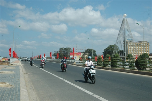 Phát triển kết cấu hạ tầng giao thông vùng Tây Nguyên