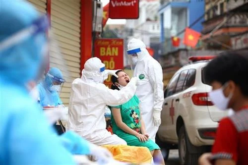Dịch COVID-19: Những người liên quan đến chợ hoa Mê Linh từ ngày 20/3 đến nay cần liên hệ ngay với cơ quan y tế