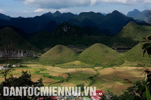 Quản Bạ - vẻ đẹp làm say lòng du khách