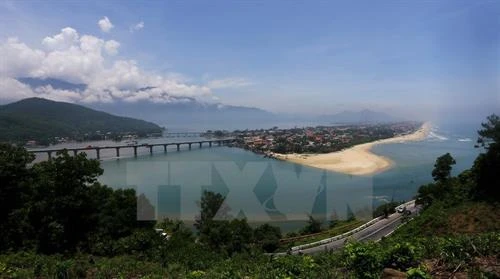 Phát huy tiềm năng du lịch biển, đầm phá Tam Giang