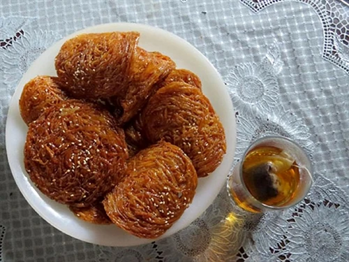 Thơm ngon bánh rế Phan Thiết