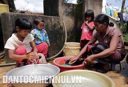 Chính sách đặc thù giúp đồng bào dân tộc thiểu số ổn định đời sống