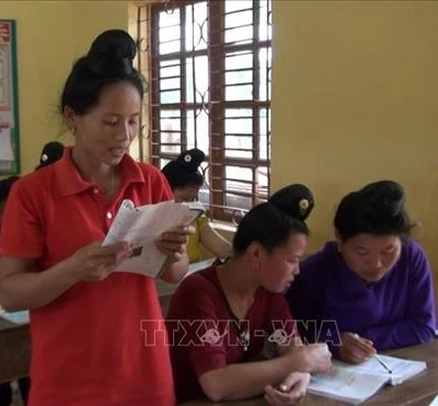 Niềm vui từ những con chữ của phụ nữ vùng cao huyện Sông Mã