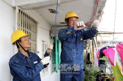 Đoàn thanh niên Tổng công ty Điện lực Thành phố Hồ Chí Minh ra quân thực hiện công trình an sinh xã hội