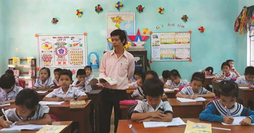 Mô hình "Bán trú dân nuôi" vì học sinh vùng cao Nam Đông