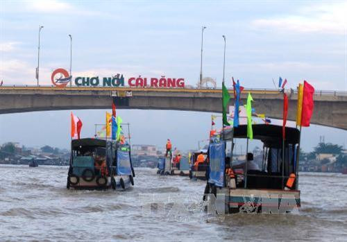 Cần Thơ khai mạc Ngày hội Du lịch Văn hoá Chợ nổi Cái Răng lần 2