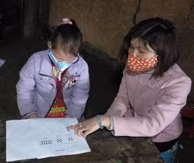 Nỗ lực "gieo chữ" ở vùng cao Hà Giang mùa dịch COVID-19