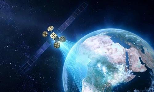 Facebook tiến tới cung cấp Internet từ vũ trụ