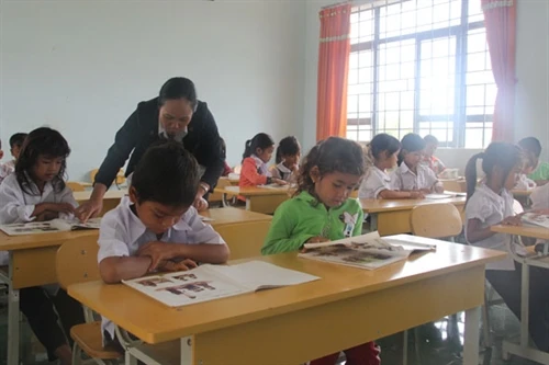 Dạy tiếng Ê-đê ở trường phổ thông - những điều còn trăn trở