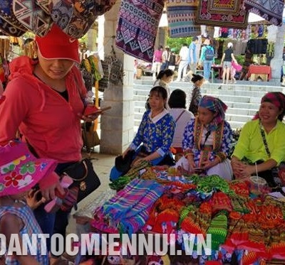 Trải nghiệm "Chợ phiên Vùng cao xứ Lạng" tại Làng Văn hóa