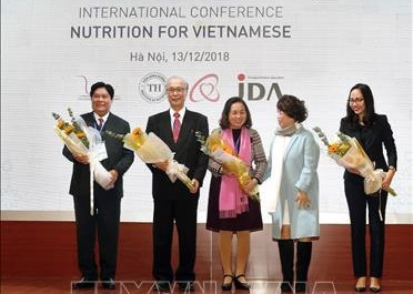 Thay đổi thói quen ăn uống, dinh dưỡng hợp lý để có sức khỏe tốt